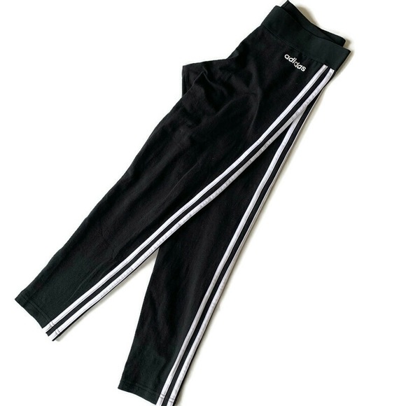 ADIDAS Three Stripe Legging in Black (S or XS) - Picture 2 of 5